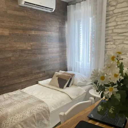 Luxury With Sea View And Rooftop Terrace Apartment